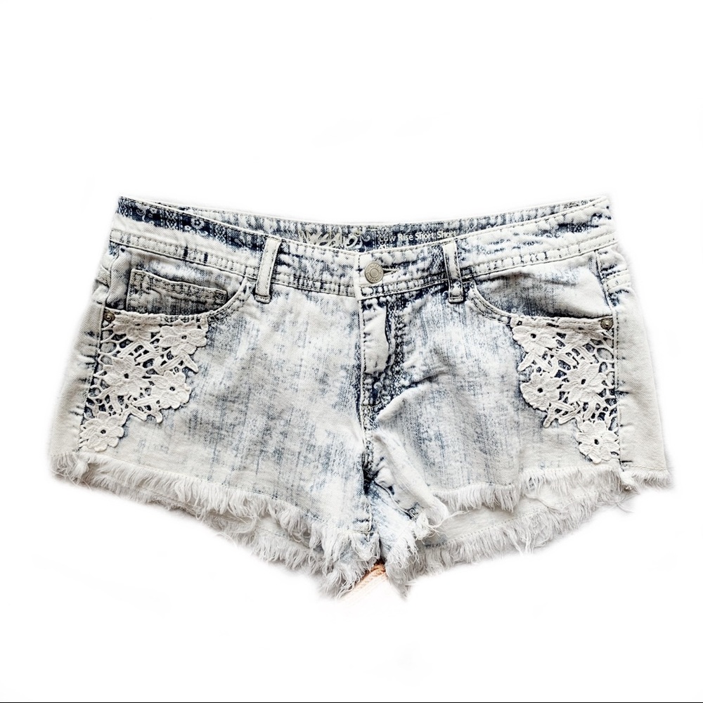 Mossimo Acid Wash Lace Short Shorts Size 8